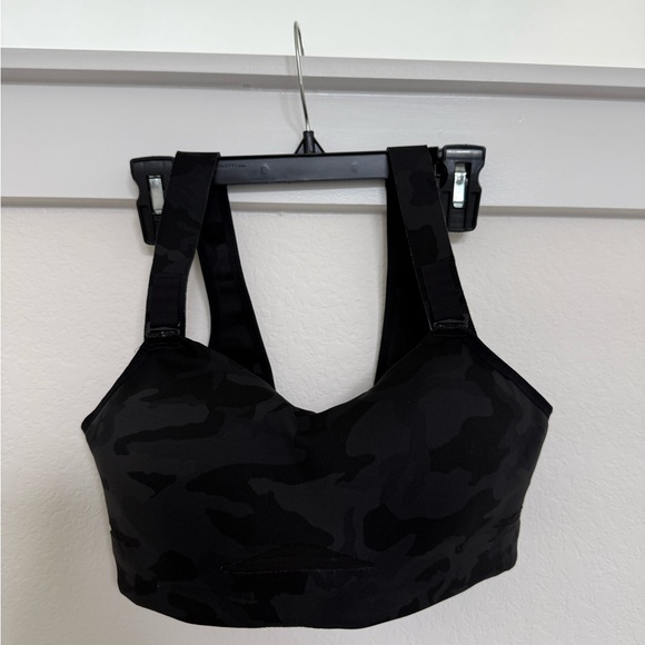 lululemon athletica Tops - Lululemon Black Camo Sports Bra (C32)